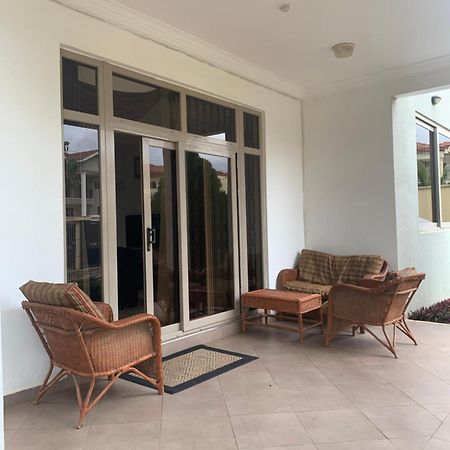 Sandpark Place, West Hills Mile 11 المظهر الخارجي الصورة