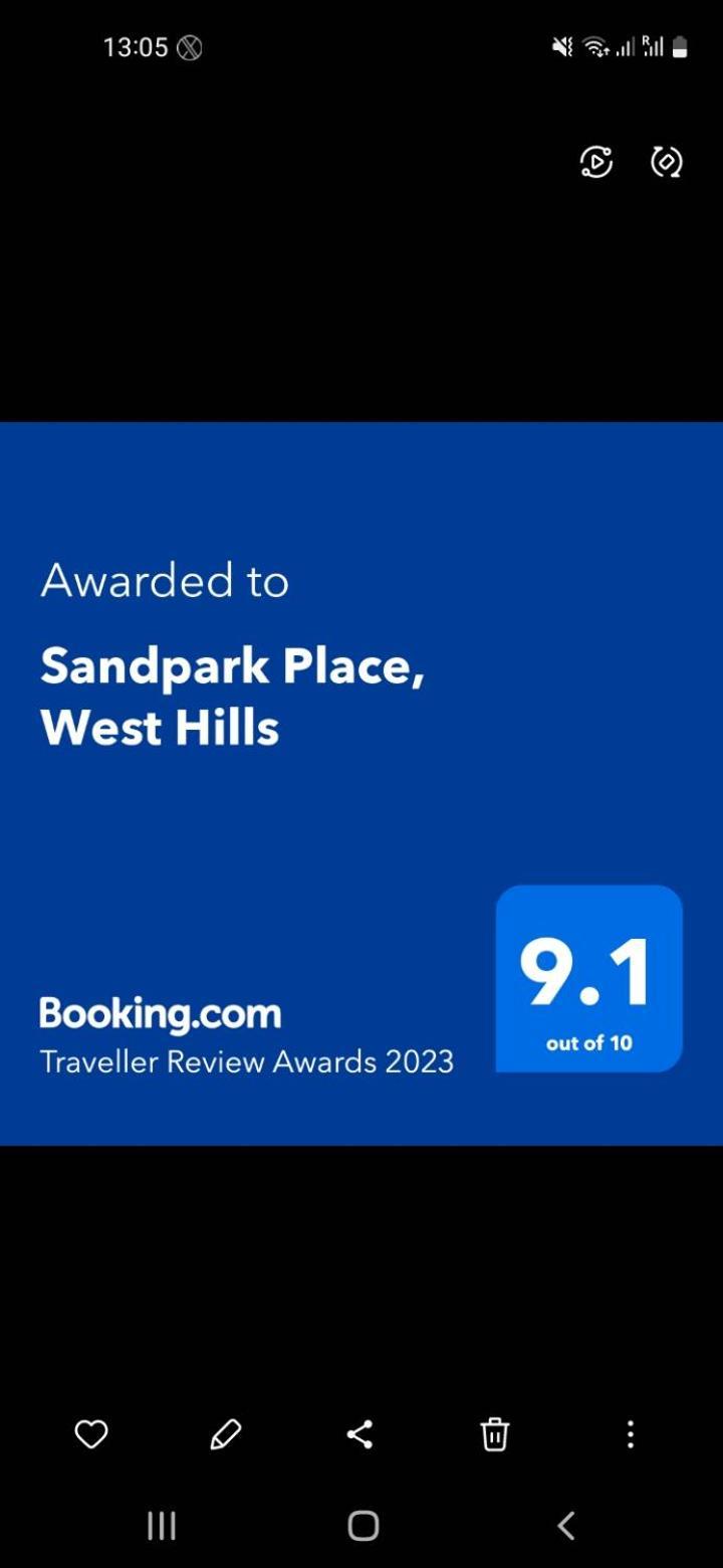 Sandpark Place, West Hills Mile 11 المظهر الخارجي الصورة