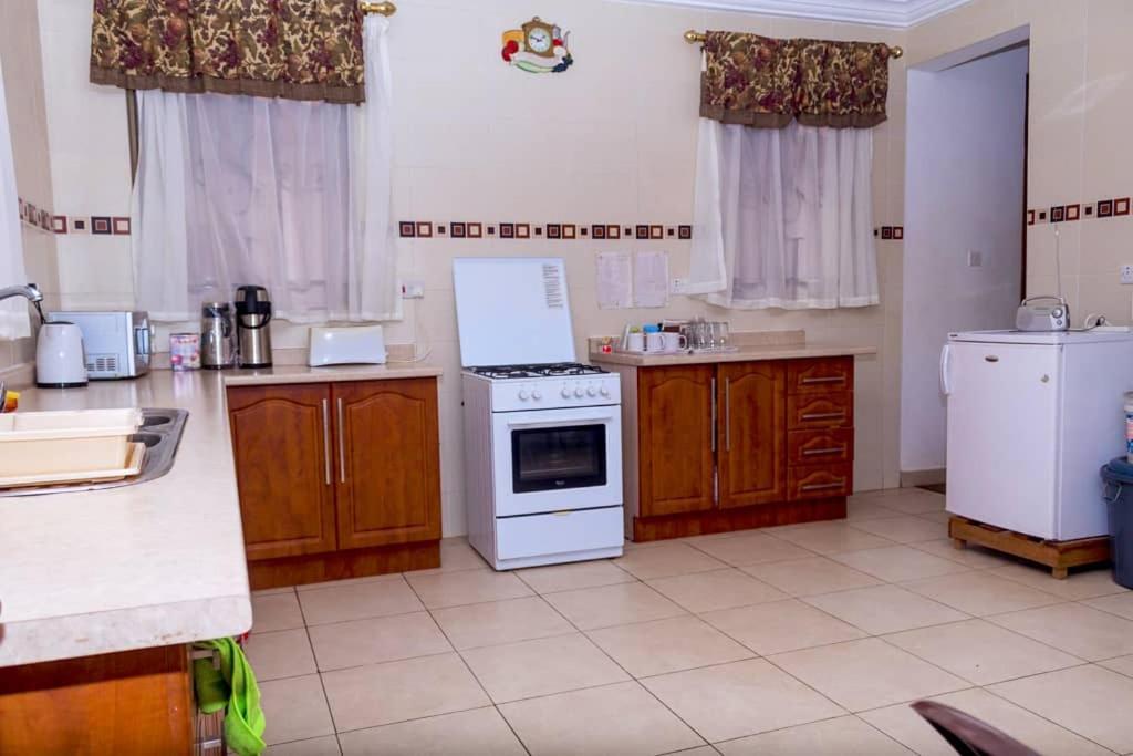 Sandpark Place, West Hills Mile 11 المظهر الخارجي الصورة