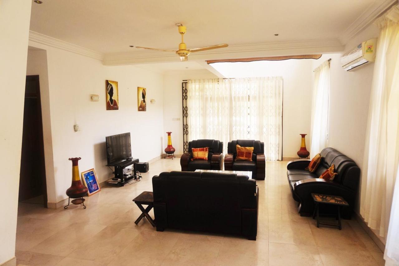 Sandpark Place, West Hills Mile 11 المظهر الخارجي الصورة